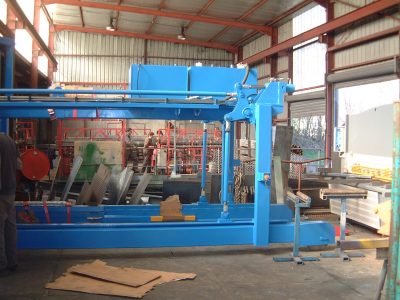 machine-a-sortir-les-poutrelles-10